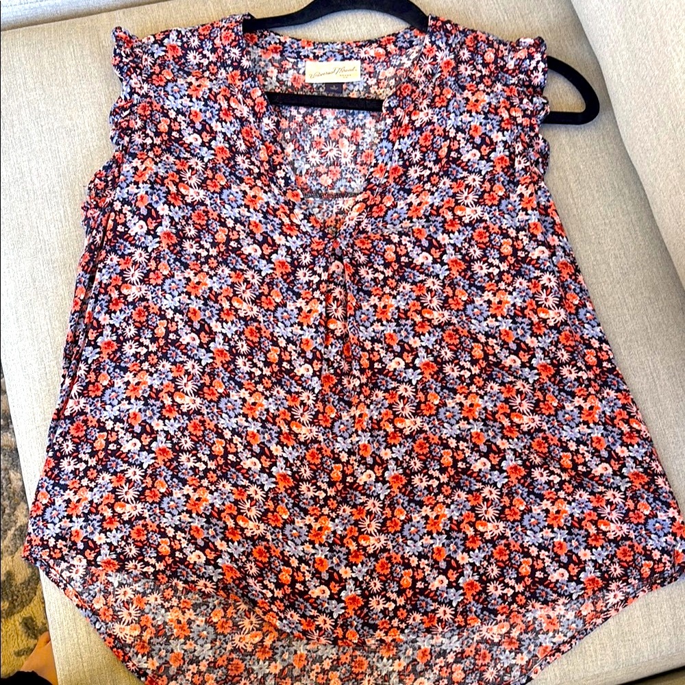 Universal Thread Juniors/Women's Floral Casual Top - Multicolor